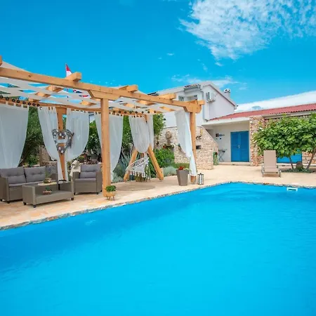 Secluded House With A Swimming Pool Kosljun, Pag - 22238 * Pag Town