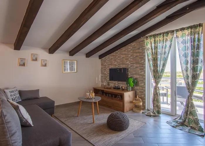 Secluded House With A Swimming Pool Kosljun, Pag - 22238 펜션 *