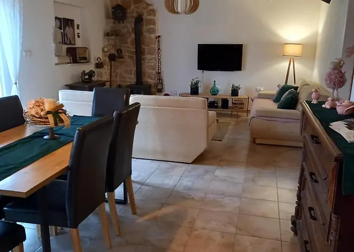 Secluded House With A Swimming Pool Kosljun, Pag - 22238 펜션 *