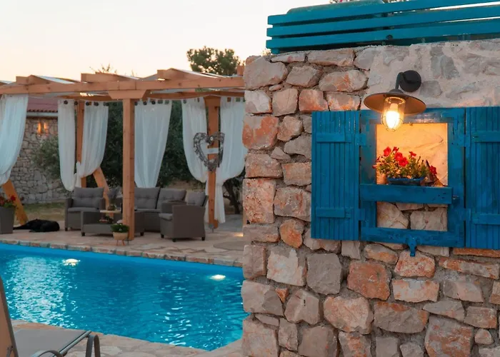 Secluded House With A Swimming Pool Kosljun, Pag - 22238 Vikendica *