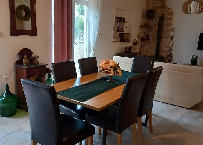 Secluded House With A Swimming Pool Kosljun, Pag - 22238 Σπίτι διακοπών Košljun